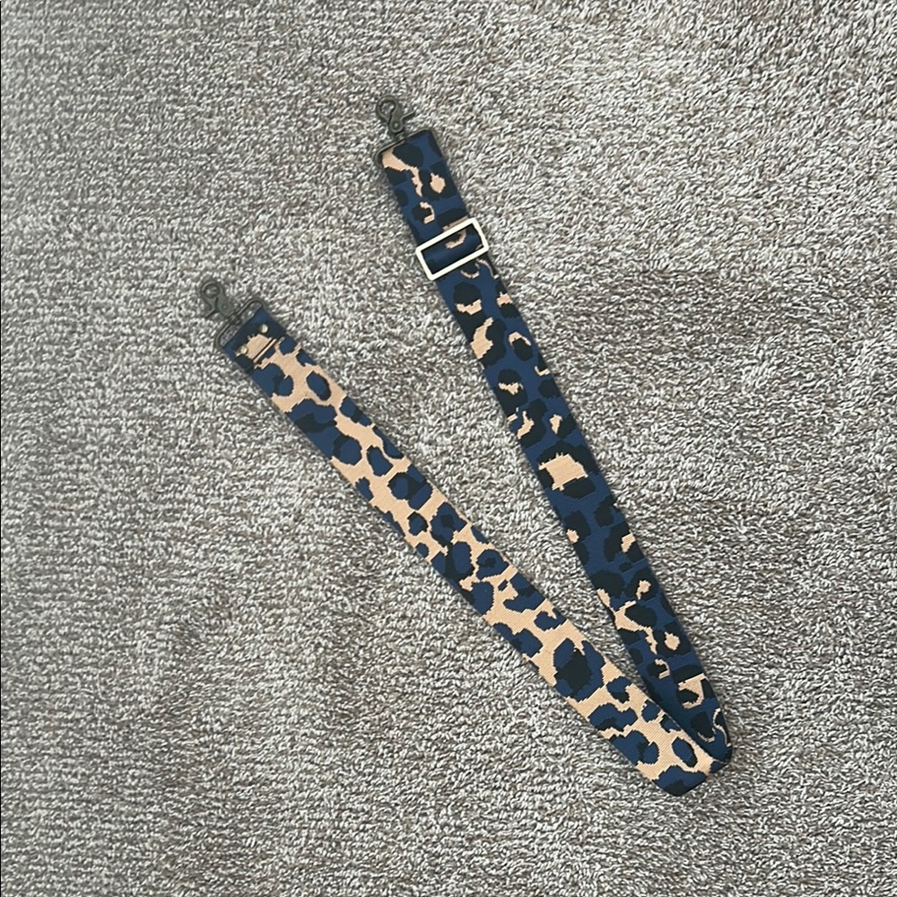 Parker Thatch Adjustable Crossbody Strap - Leopard Navy